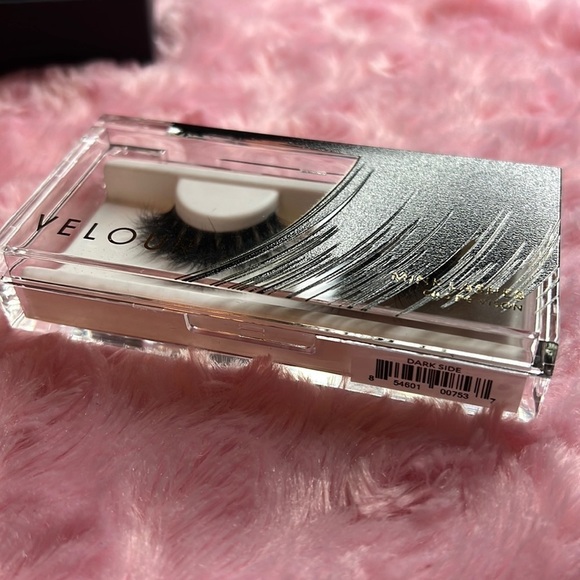 Velour Luxury Mink Lashes in Dark Side - Picture 5 of 6